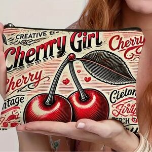 BOUTIQUE VINTAGE INSPIRED WHIMSICAL MAKEUP POOCH